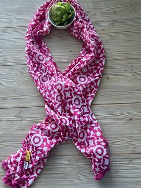Roller Rabbit Pink Block Print Cotton Scarf Wrap Pom Pom Trim